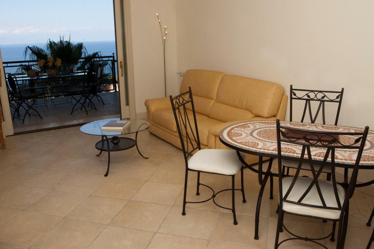 Taormina Seaview Apartment - Taormina Holidays Ngoại thất bức ảnh